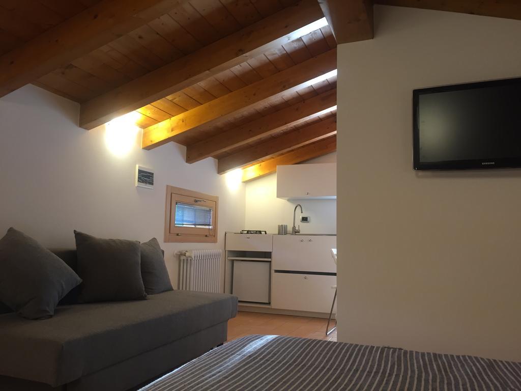 B&B Nido Sui Laghi San Donnino della Nizzola Dış mekan fotoğraf